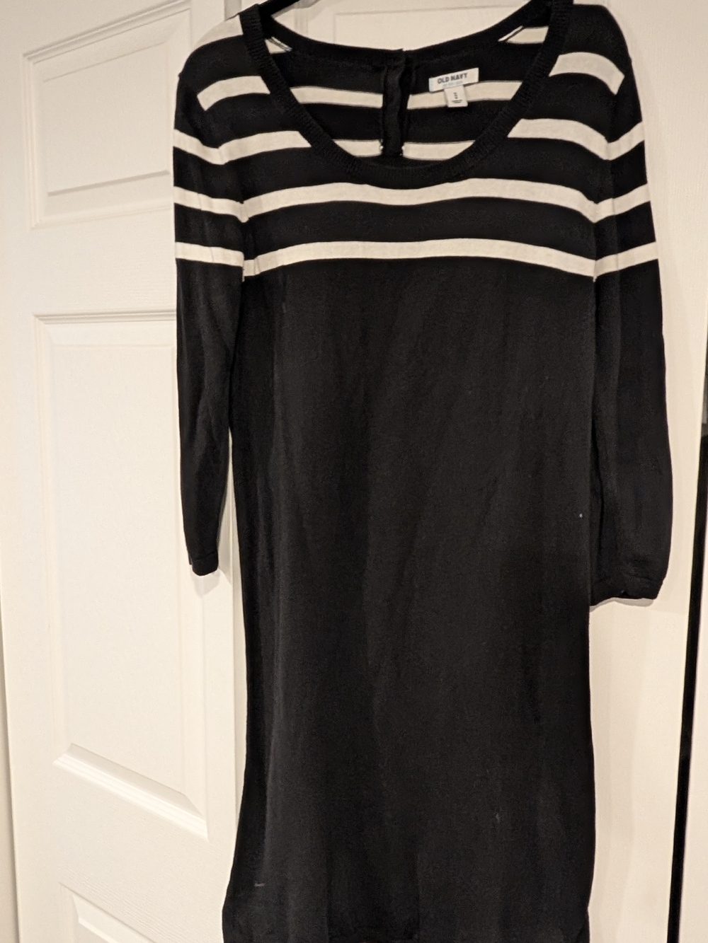 Old Navy Striped Cotton Knit Sweater Dress Black White Size M Back Button